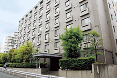 日本歯科大学